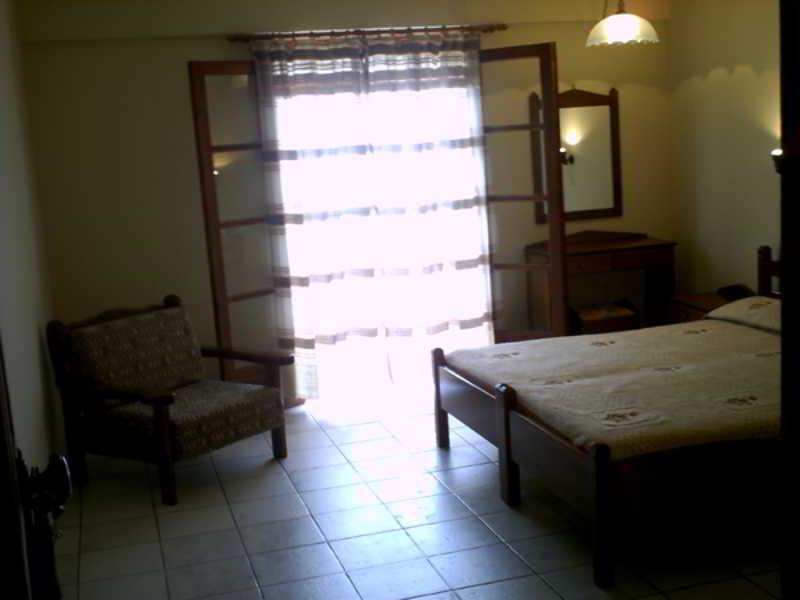 Foiníkion Yiannis Ηotel المظهر الخارجي الصورة
